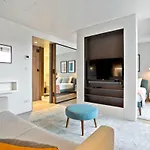 Santos Luxury Studio And Gym V